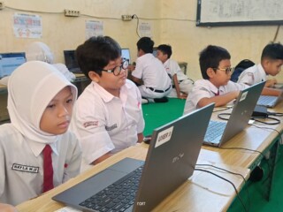 Laboratorium Komputer Modern